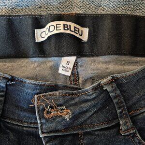 NWOT- Code Blue jeans size 8